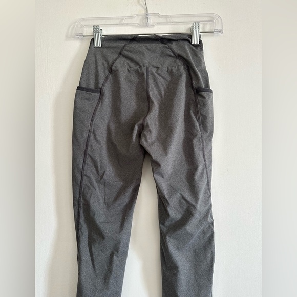 Gymshark Gray Athletic ‘Dry’ Stretchy Activewear Leggings size XS EUC - Picture 6 of 7